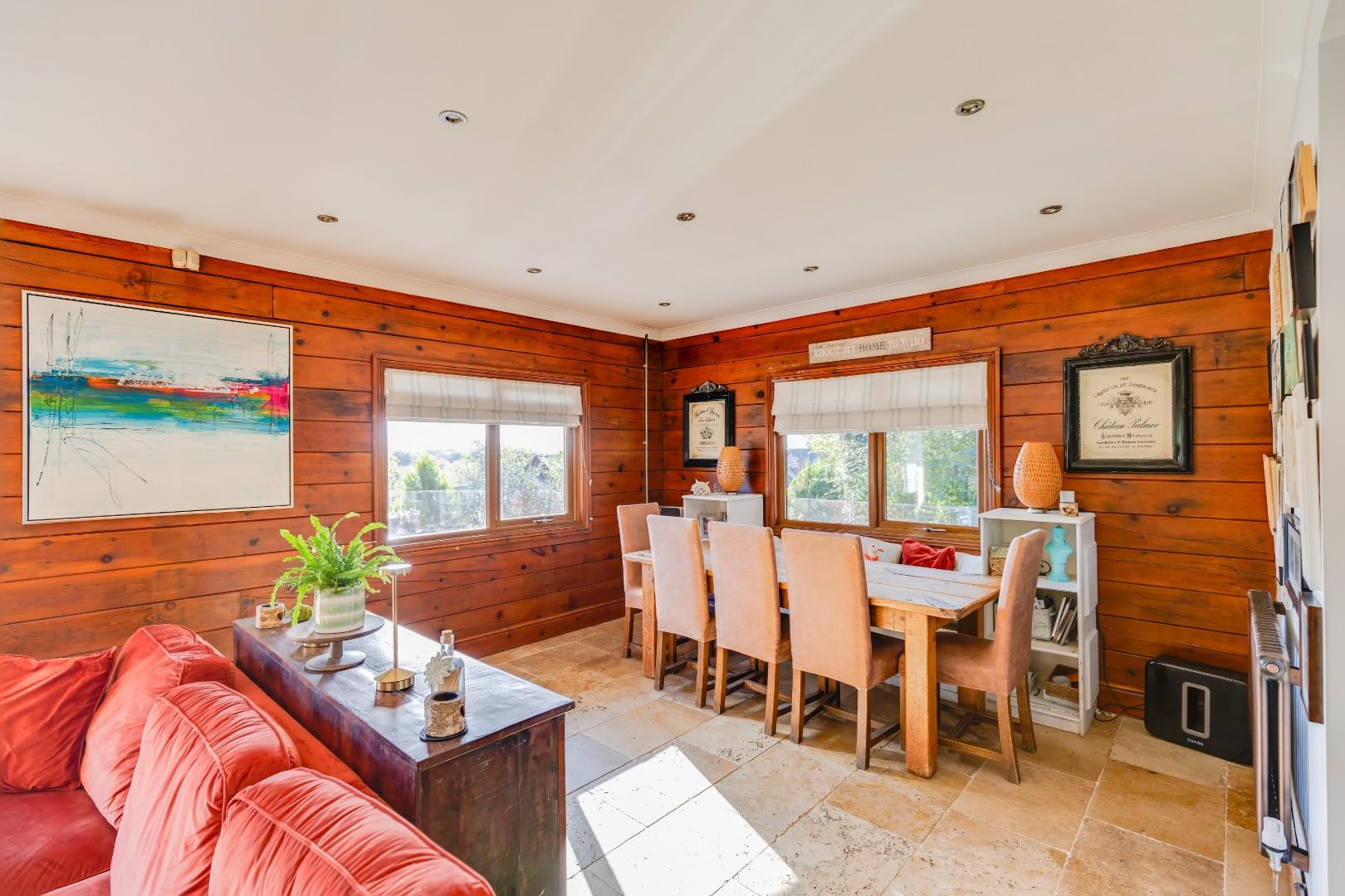 11 Oakmead Road, Llanharan, Pontyclun, Rhondda Cynon Taff, CF72 9FB